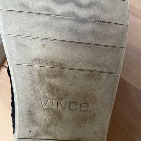 Vince Sneakers - Picture 4 of 4